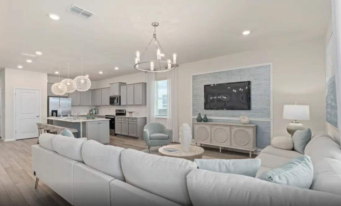 Baymont vacation home at Windsor Cay Resort, interior and exterior view 3