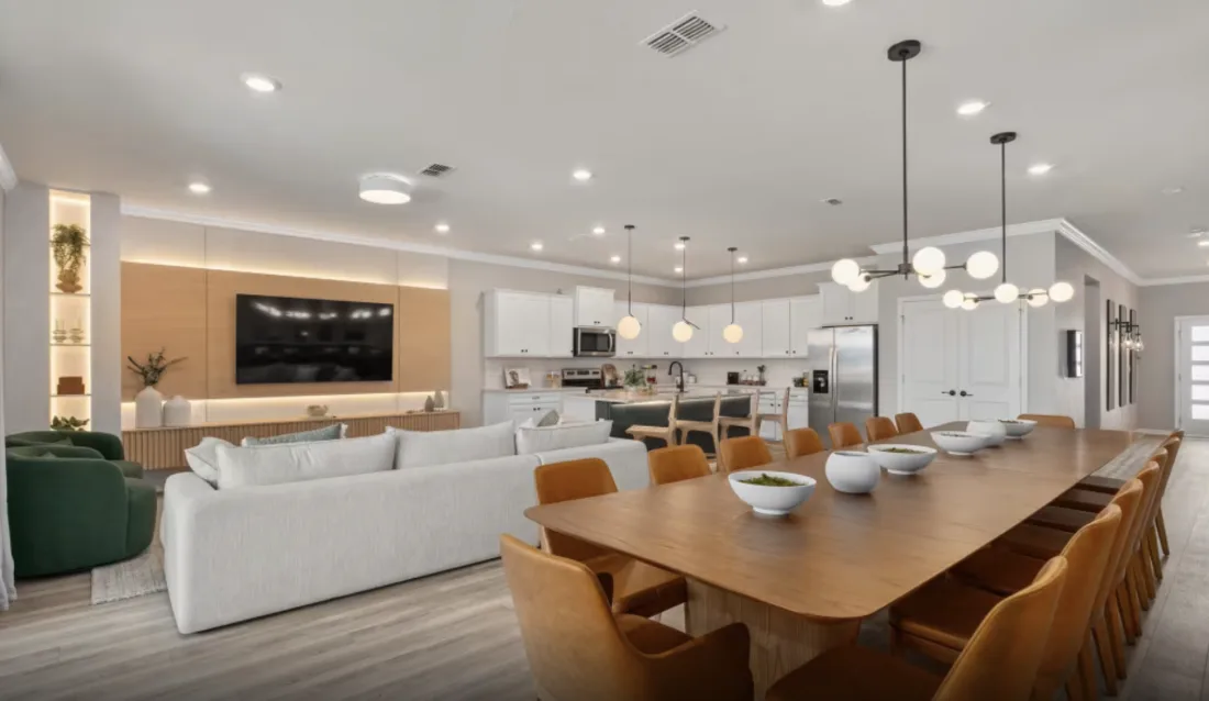 Clearwater Grand vacation home at Windsor Cay Resort, interior and exterior view 3
